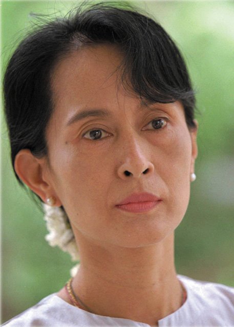 [Aung_San_Suu_Kyi_zorate.bmp]