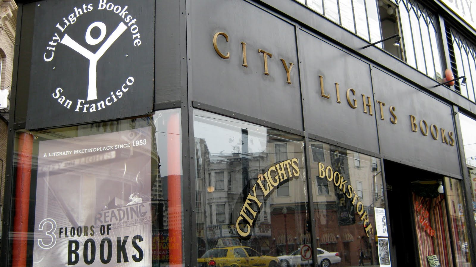 Avid Reader's Musings City Light Bookstore