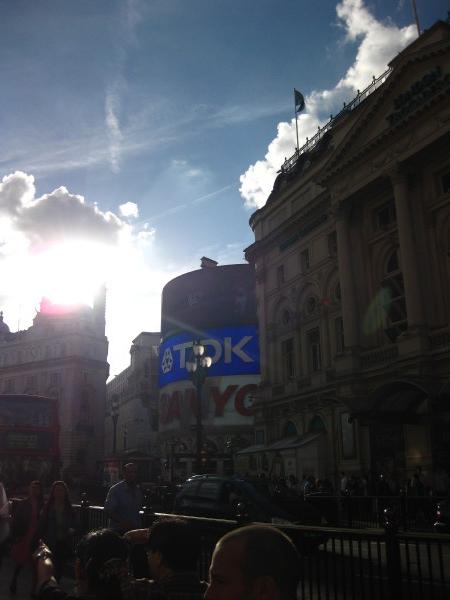 [London+Sunburst.jpg]