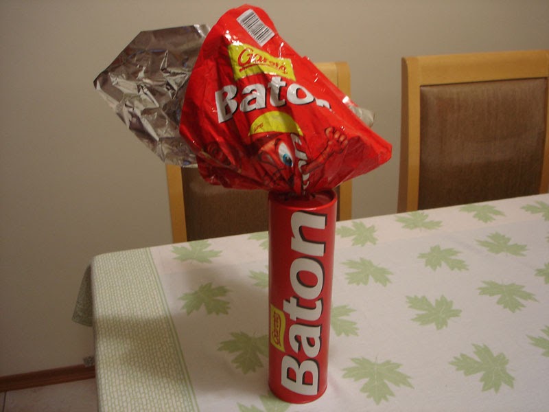 Sopa de Conteúdo Unboxing Ovo de Páscoa Baton