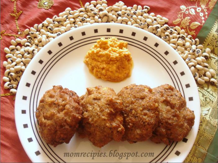 Mom's Recipies Alasandalu Vada / Black eyed Peas (Lobia) Fritters
