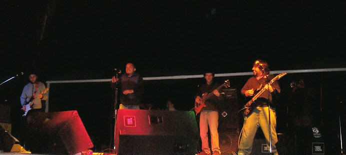 ROCK EN AIGUÁ - ONCE TIROS