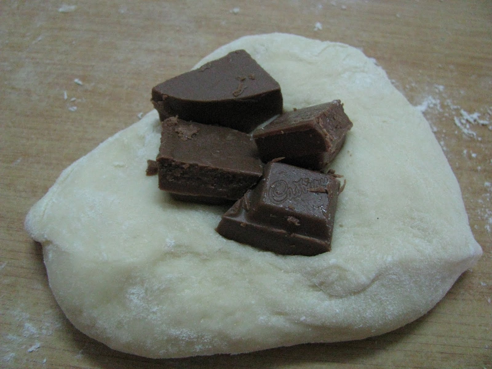 Japanese Melon Pan With Creamy Chocolate Filling