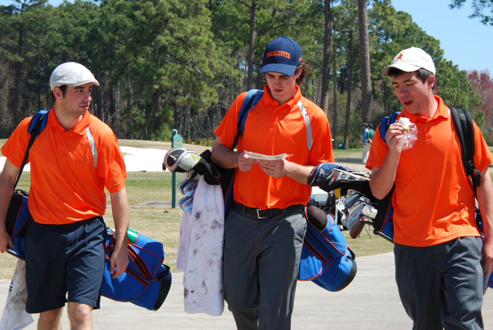 Dan Allen sizes up a birdie putt in round 2 2010%2Bspring%2Bbreak%2Bday%2B4%2Band%2B5%2B016 Spring Break 2011