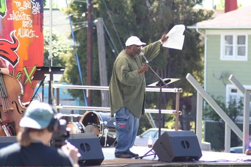 [Marvin+at+Malcolm+X+Jazz+Festival.jpg]