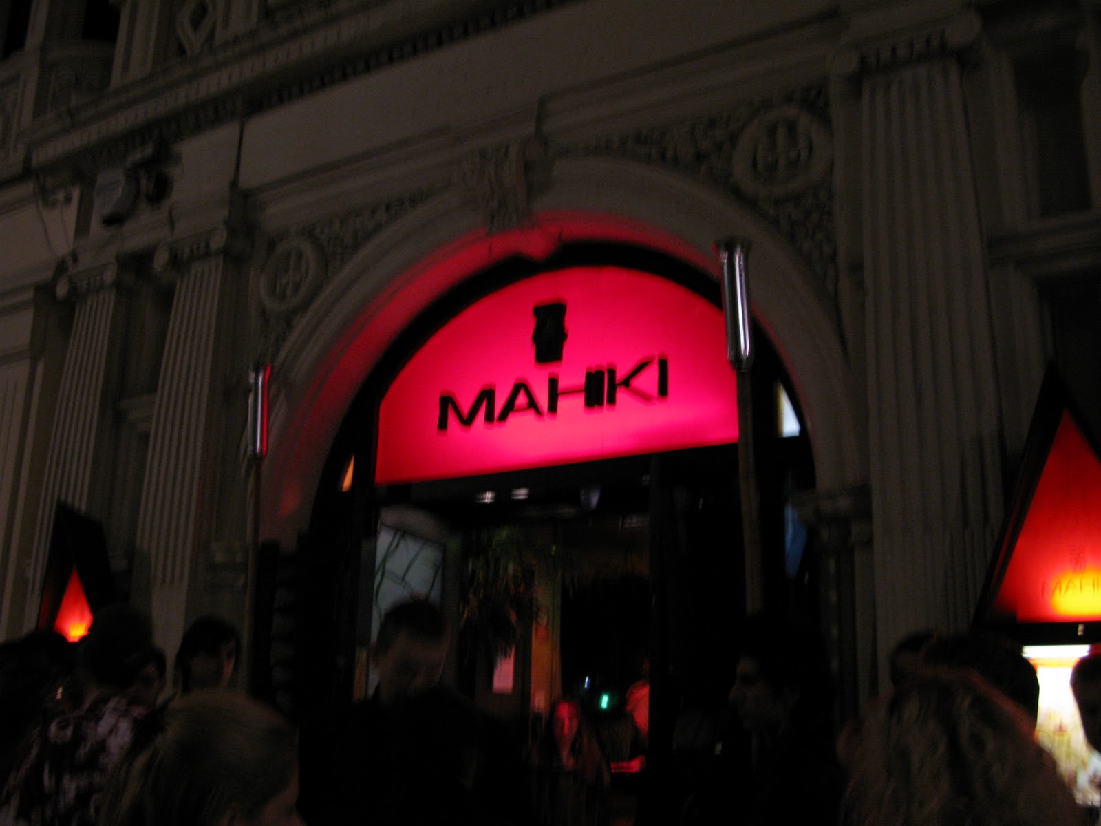 Zenon Bar