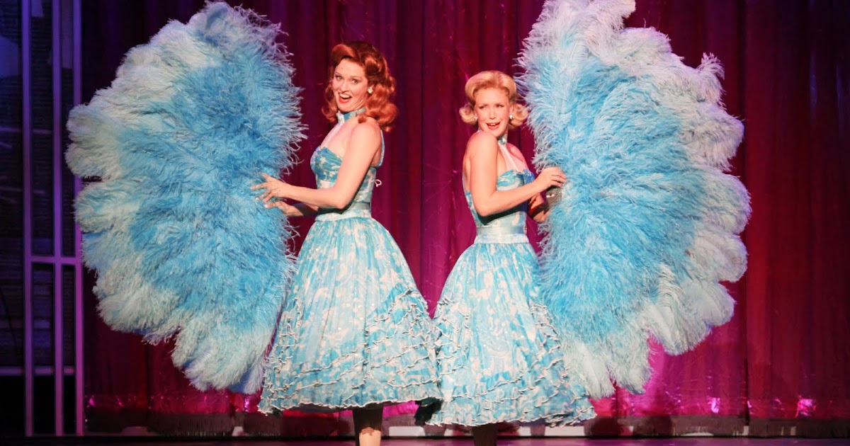 A STAGE TO PERFORM ON: Irving Berlin's "White Christmas" the Musical review