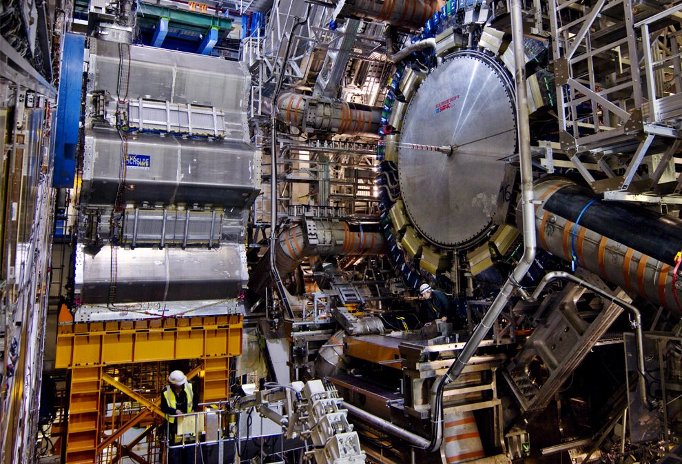 [lhc19.jpg]