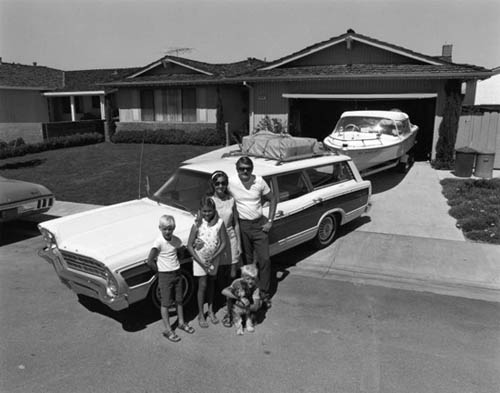 BILL OWENS: "Suburbia" (2000)