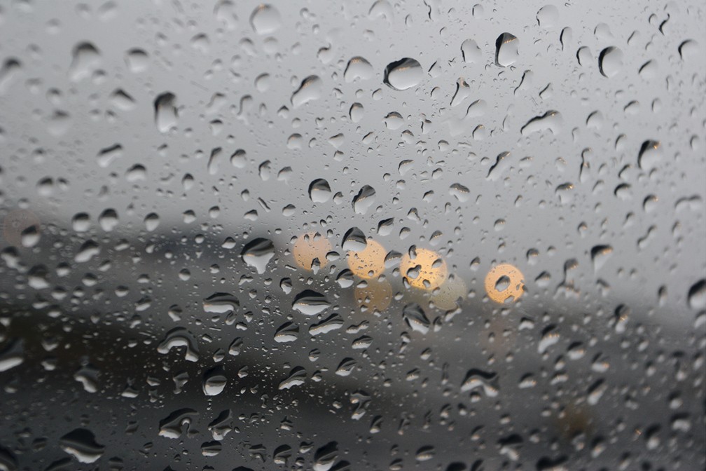 [rain.jpg]