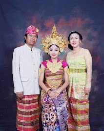 Figur ketua POGI Denpasar 2010-2013 dan keluarga