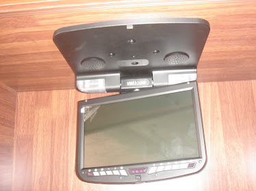 roof monitor 9" dvd/usb/sd card