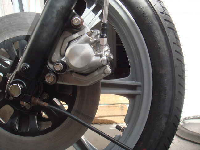 [xs650_brakes.JPG]