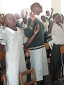 GGCC kids worshipping God