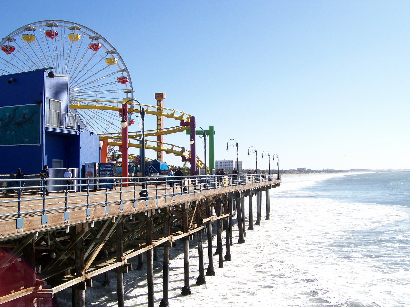 [Santa+Monica+Pier+and+Beach.JPG]