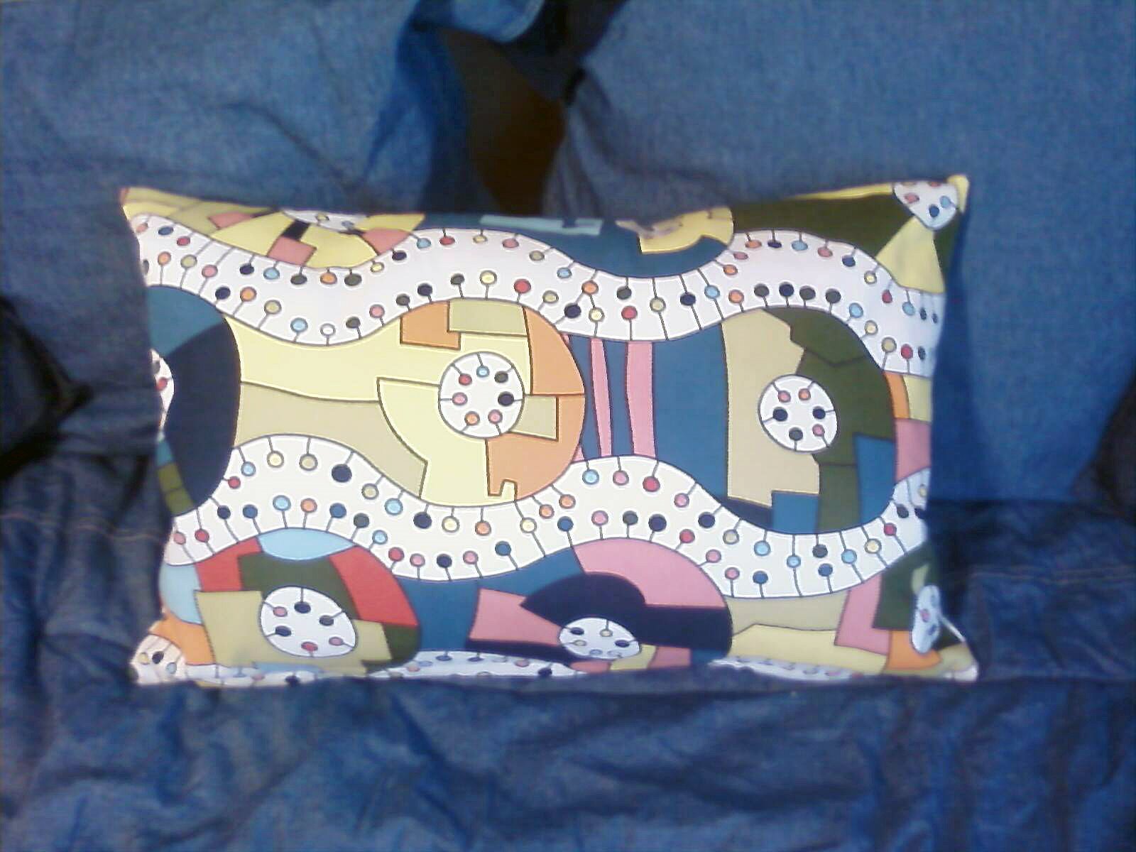 [pillow.jpg]