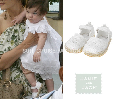 [suri-white-shoes.jpg]