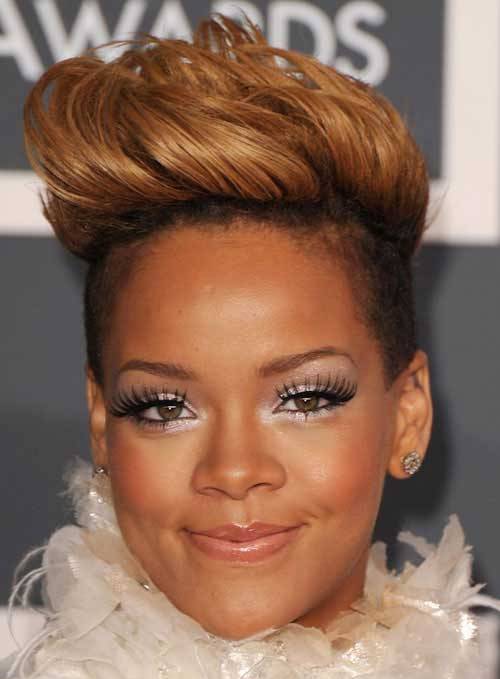rihanna pictures 2010. Rihanna+makeup+2010