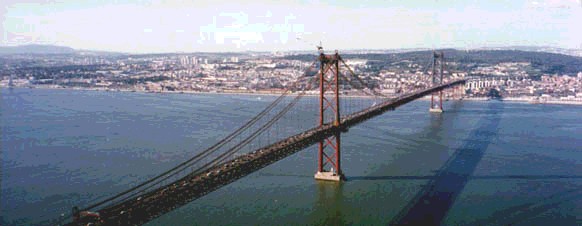 Ponte 25 de Abril - Une Lisboa a Almada