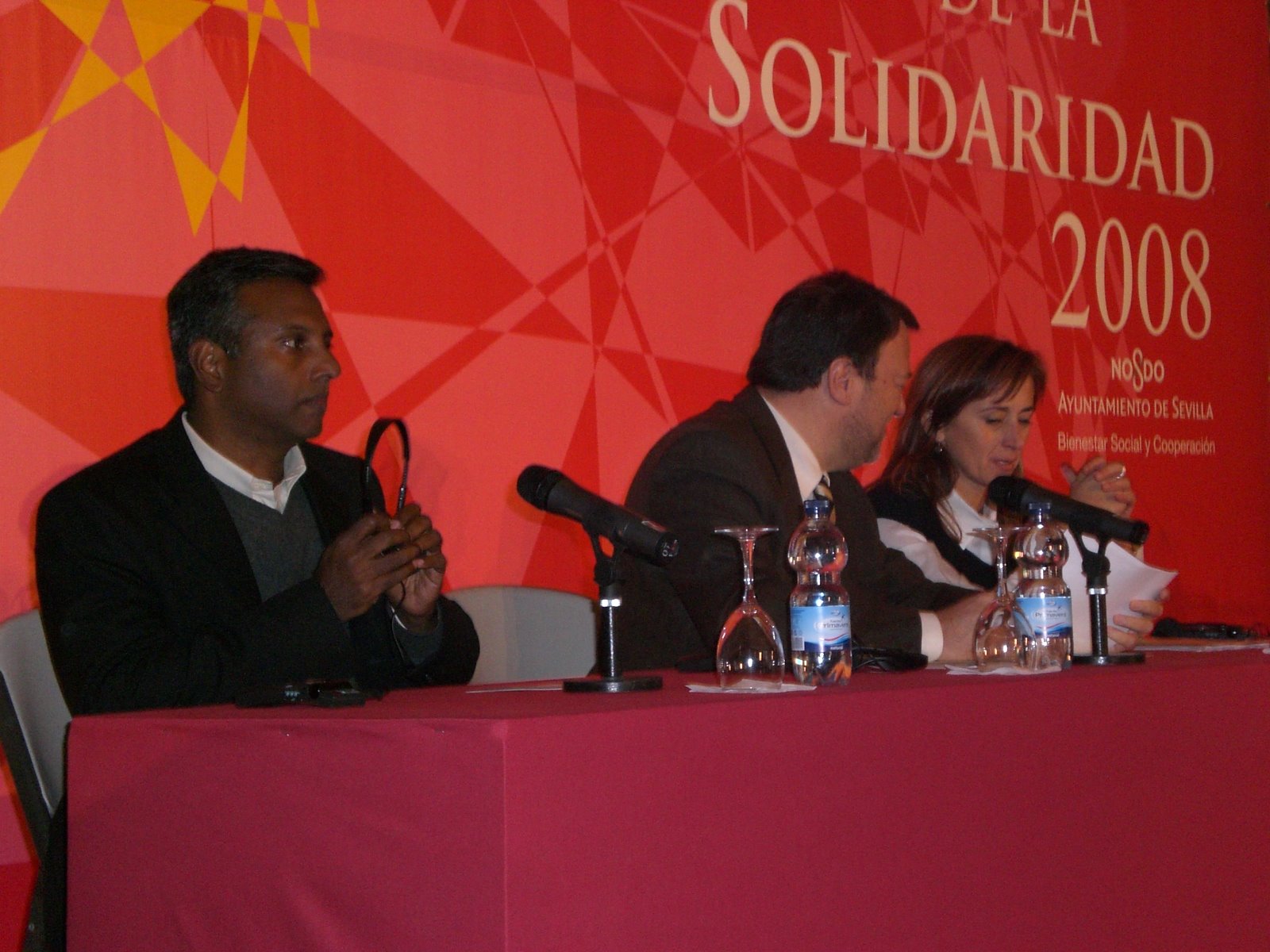 [Foro+Solidaridad+007.jpg]