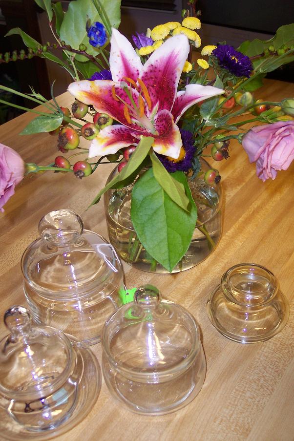 [liddedglassjars.jpg]