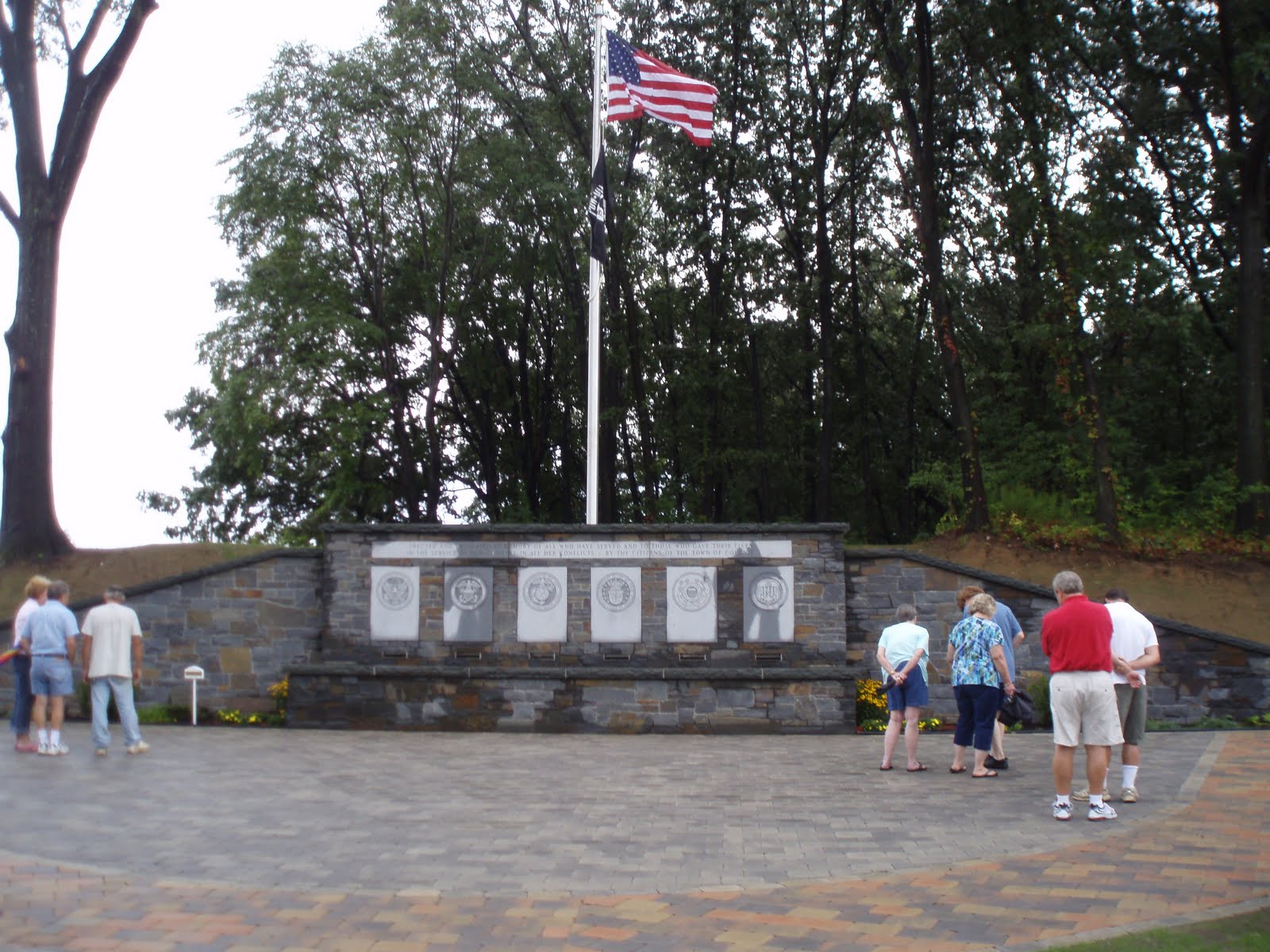 [colonie+memorial+001.JPG]