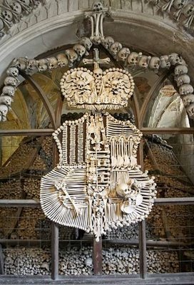 [bone_chruch_14.jpg]