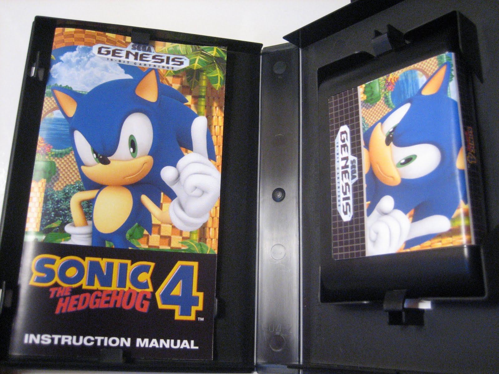 Arts and Crafts: Make your own Sonic Origins Genesis box, manual