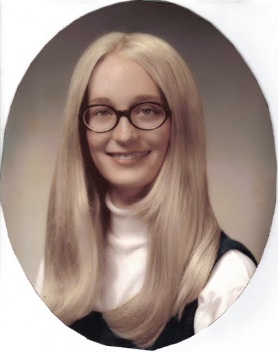 [Julianne+1972.jpg]