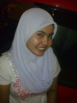 AWEK TUDUNG CUN!!!: TUDUNG SEKSI!!!!