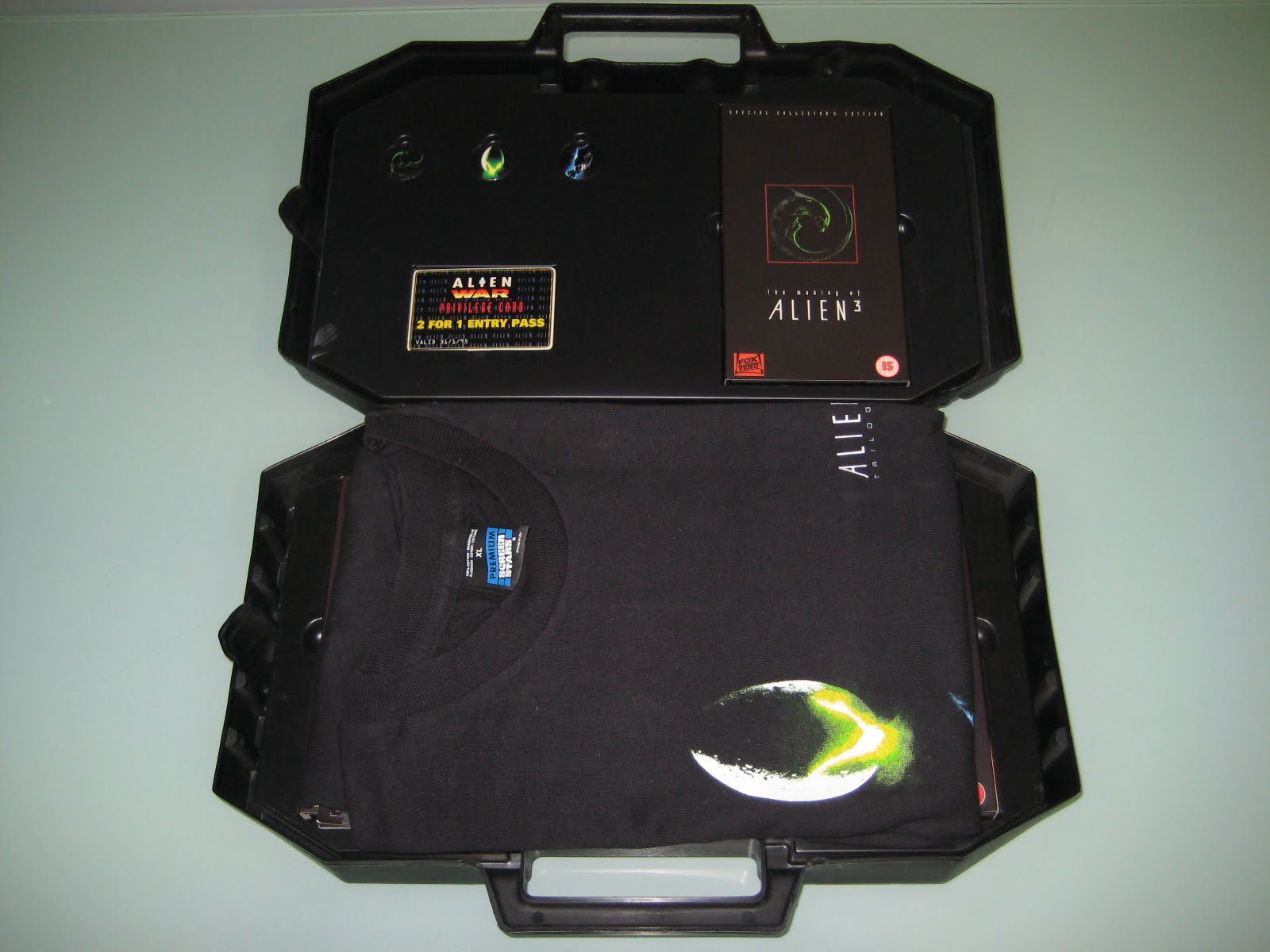 NUNO DVD COLLECTION Alien Trilogy Facehugger Case Limited Edition (U.K.)