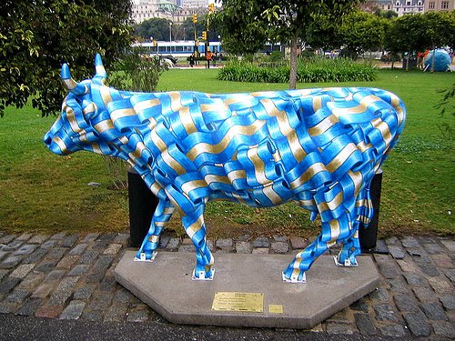 [vaca+bandera+argentina.jpg]