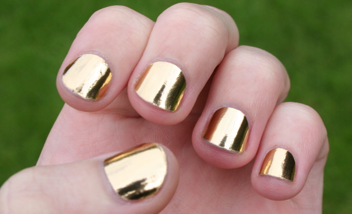 Nail Polish Gold