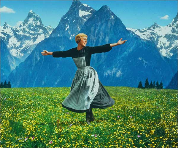 [julie-andrews-the-sound-of-music.jpeg]