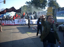 La Cámpora, llegando al estadio Almagro.