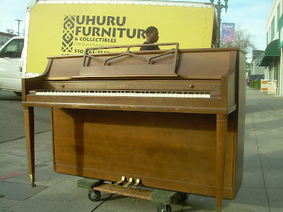 Uhuru Furniture PIANOS FOR SALE