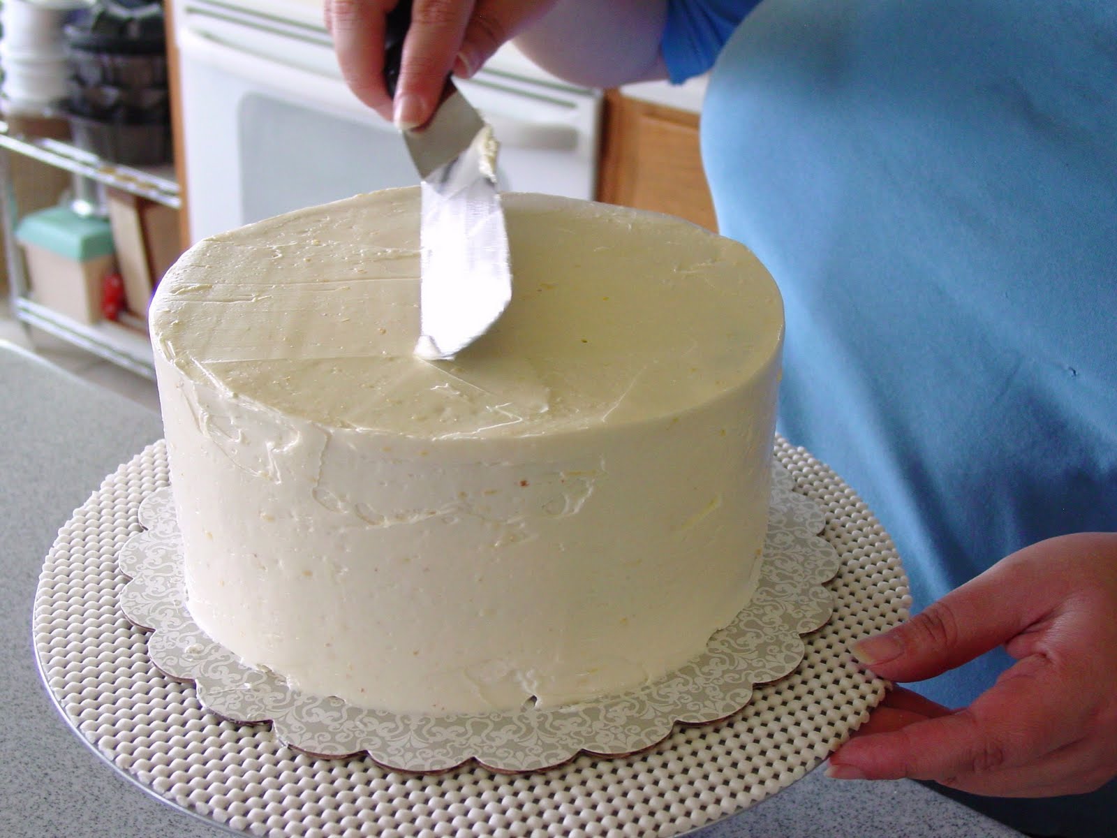 Lick The Bowl Good How To Frost A Layer Cake