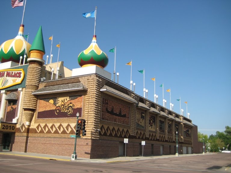 Julie on the Road Again BADLANDS and CORN PALACE (South Dakota)