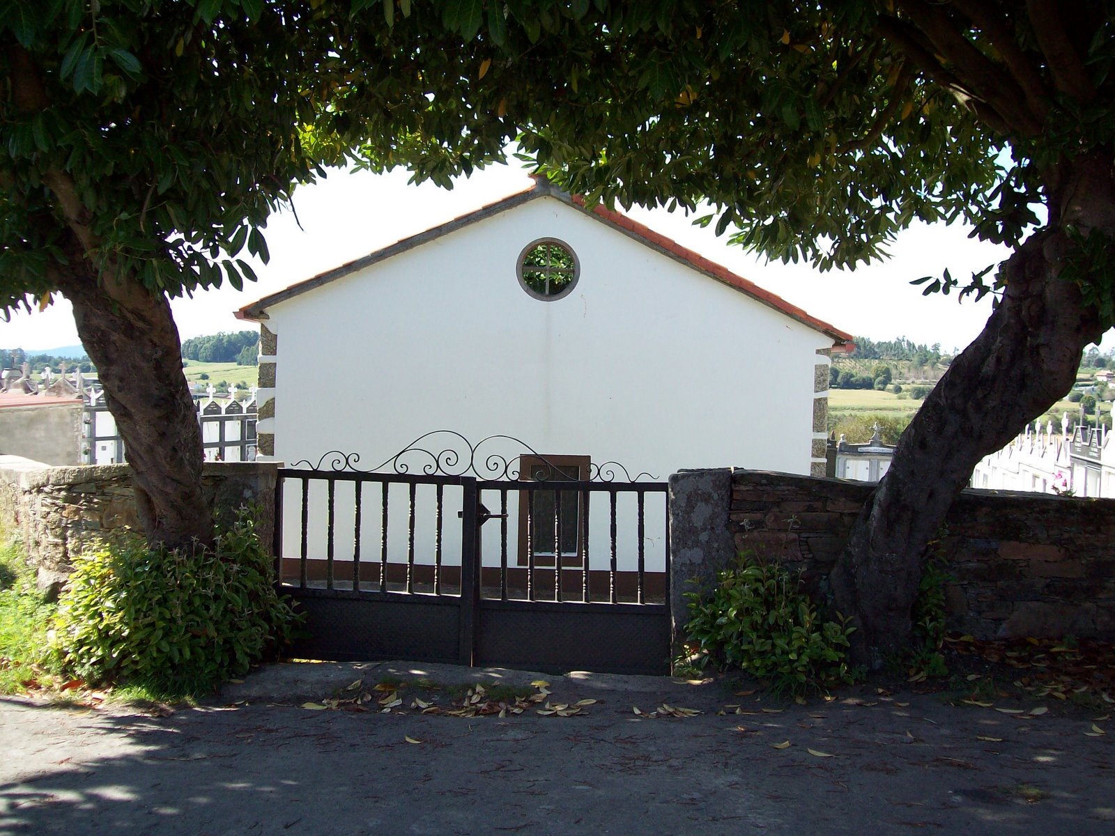 [iglesia+castañeda+1.JPG]