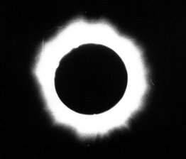 [3.Totality_16Feb1980.jpg]
