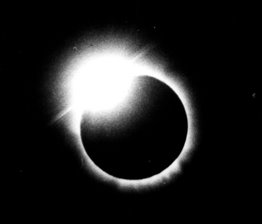 [1.Diamondring_1.jpg]