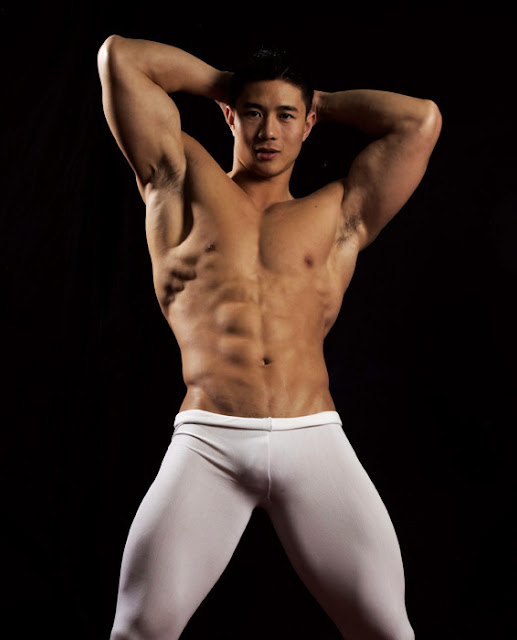 peter le male lee abs fernando tights john pack