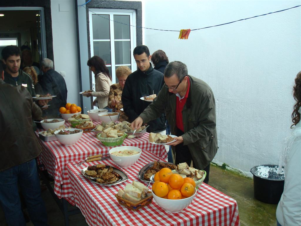 [DSC09117+(Large).JPG]