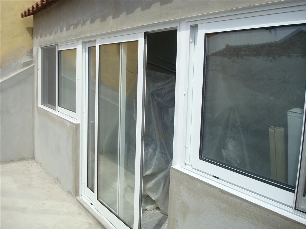 [DSC03665+(Large).JPG]