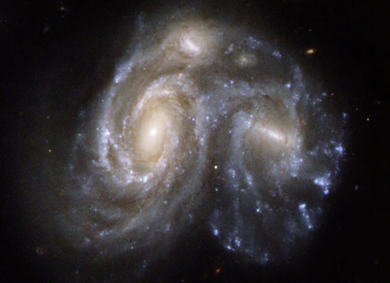 [Galaxia+Arp272.jpg]