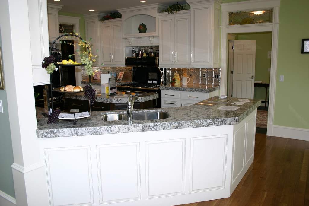 The Granite Gurus White Diamonds Granite In Kitchen