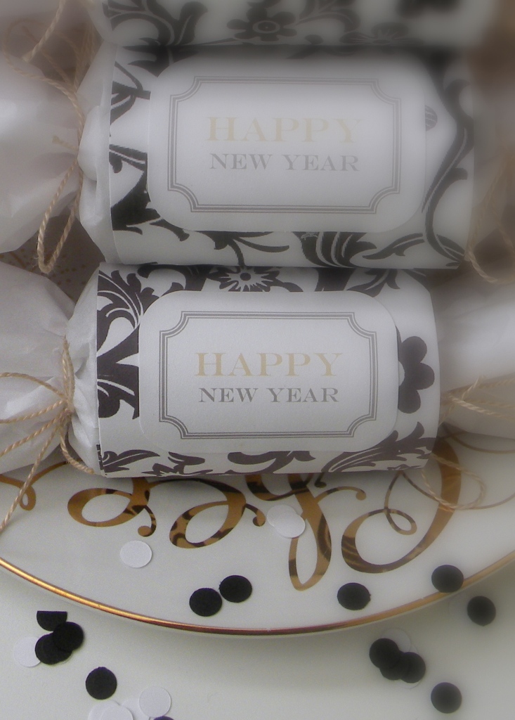 Homework making christmas crackers 08 picture