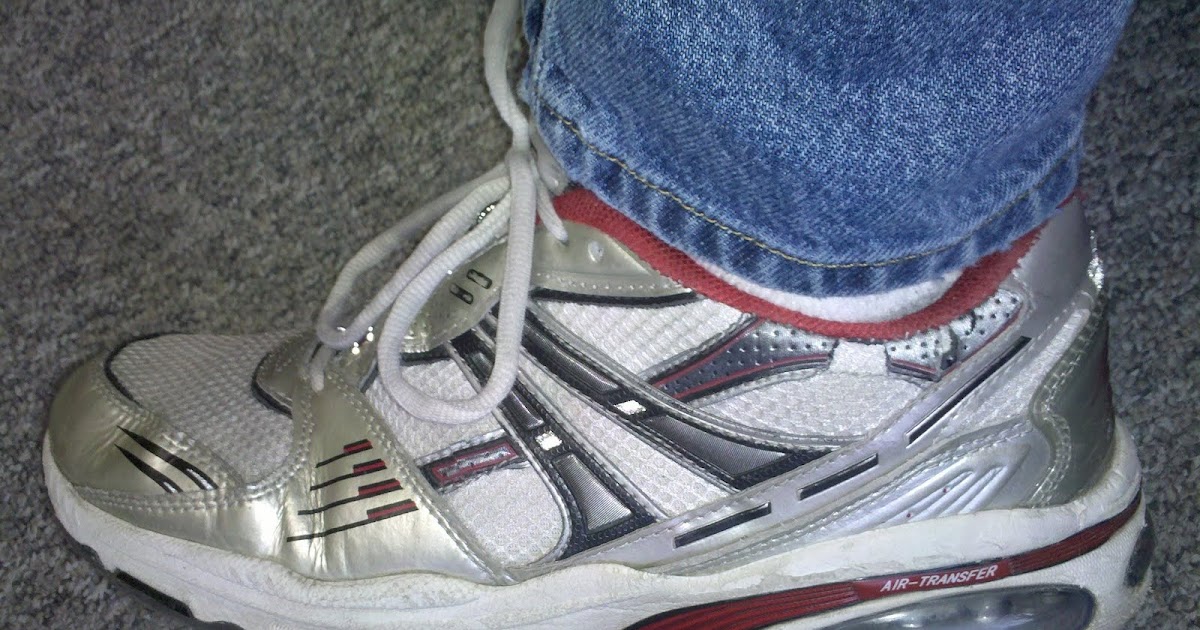 squeaky tennis shoes