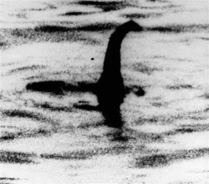 Rainbow Misteri Foto Monster Loch Ness
