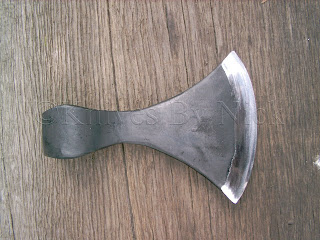 medieval_hand_axe.jpg
